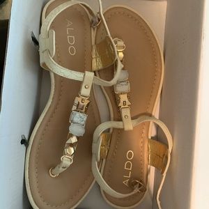 Aldo Sandals